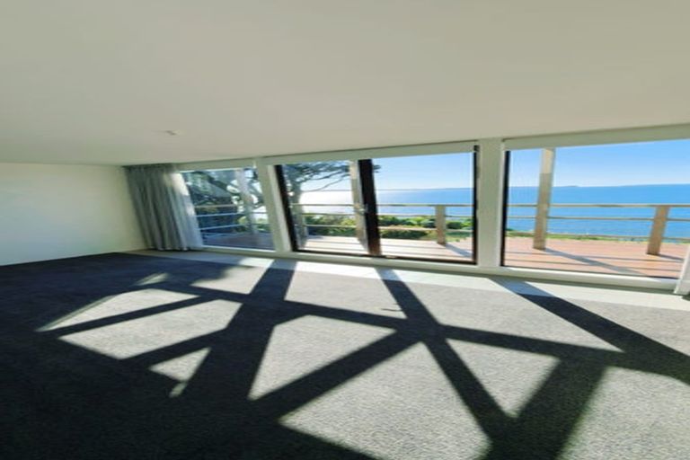 Photo of property in 6 Cliff Road, Torbay, Auckland, 0630