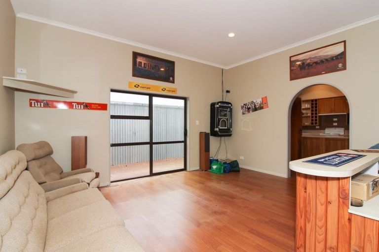 Photo of property in 18 Bowen Street, Kurow, 9435