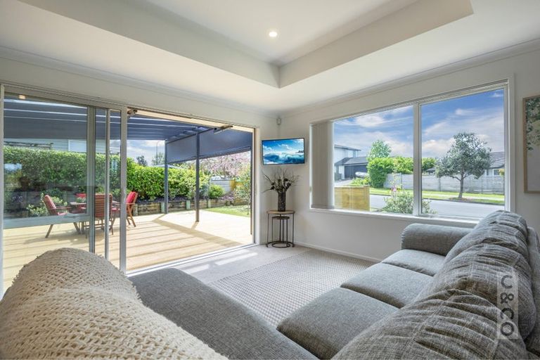 Photo of property in 43 Pitoitoi Drive, Riverhead, 0820