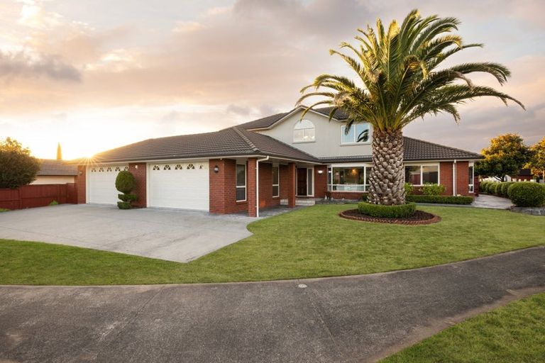 Photo of property in 28 The Esplanade, Huntington, Hamilton, 3210