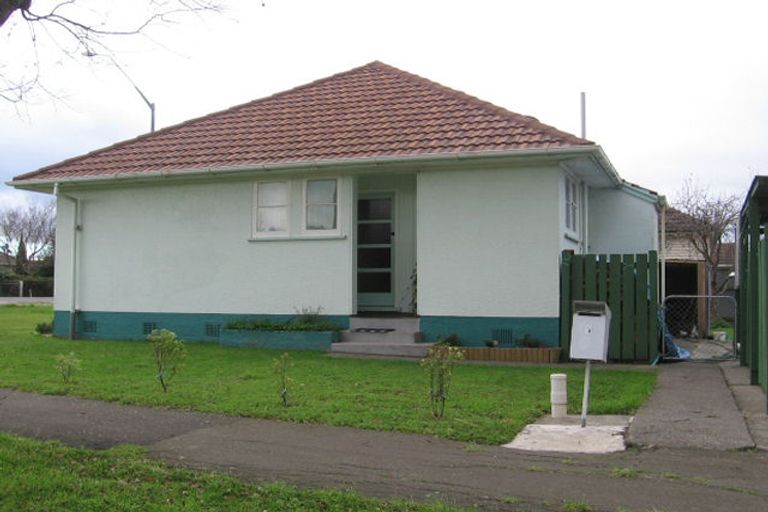 Photo of property in 1 Elliott Street, Roslyn, Palmerston North, 4414