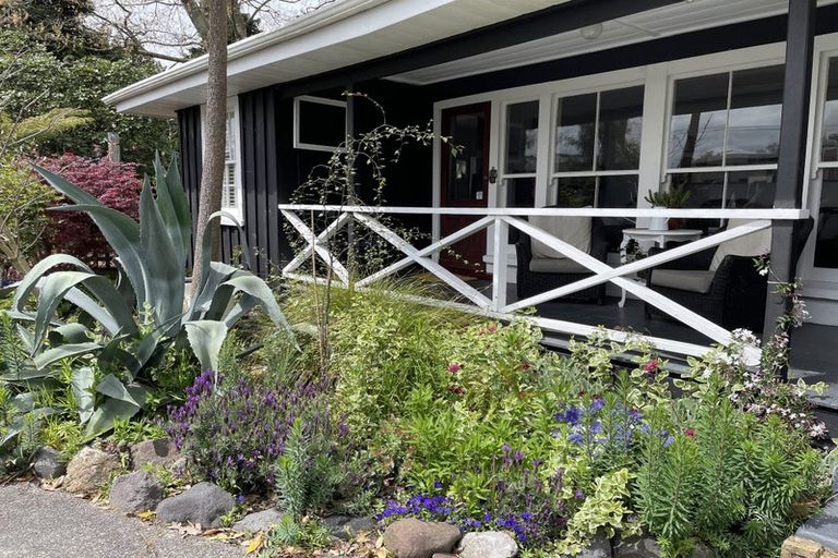 Photo of property in 30 Taupo View Road, Taupo, 3330