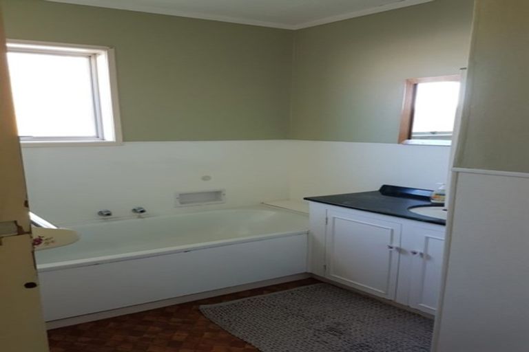 Photo of property in 14 Storey Avenue, Forest Lake, Hamilton, 3200