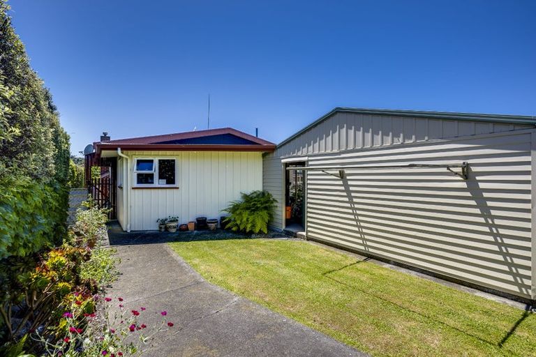 Photo of property in 4 Birdwood Street, Taradale, Napier, 4112