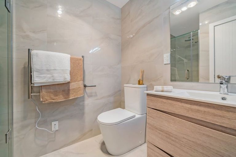 Photo of property in 20 Sabot Place, Massey, Auckland, 0614