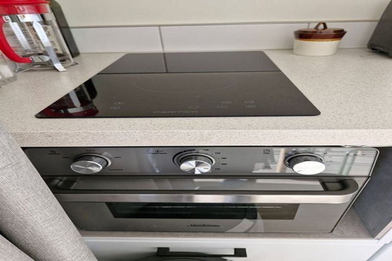 Photo of property in 39 Milne Terrace, Island Bay, Wellington, 6023