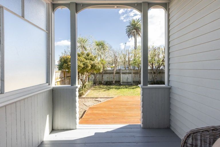 Photo of property in 82 Kennedy Road, Napier South, Napier, 4110