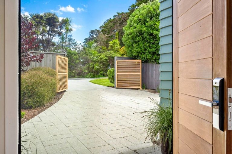 Photo of property in 34 Whitmore Road, Tawharanui Peninsula, Matakana, 0986