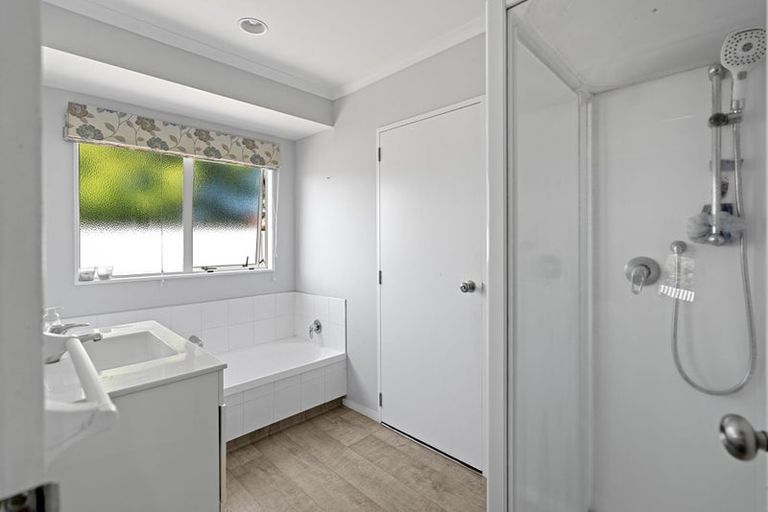 Photo of property in 20 Lisa Place, Brookfield, Tauranga, 3110