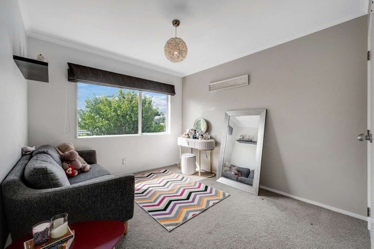 Photo of property in 1/14 Casabella Court, Northpark, Auckland, 2013