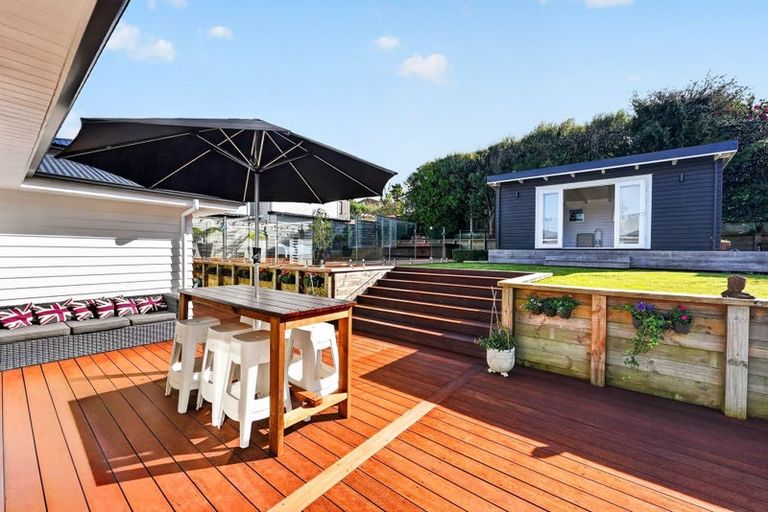 Photo of property in 2/41 Hastings Road, Mairangi Bay, Auckland, 0630