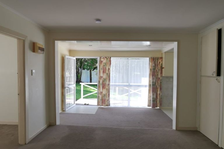 Photo of property in 44 Brandon Road, Glen Eden, Auckland, 0602