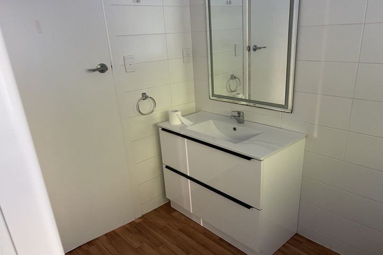 Photo of property in 1/92 Office Road, Merivale, Christchurch, 8014