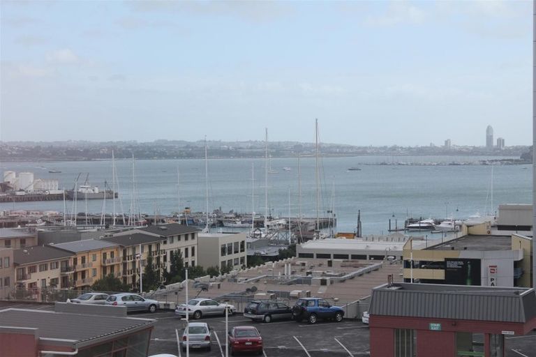 Photo of property in The Heritage Hotel Apartments, 650/35 Hobson Street, Auckland Central, Auckland, 1010