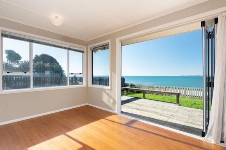 Photo of property in 107 Karewa Parade, Papamoa Beach, Papamoa, 3118