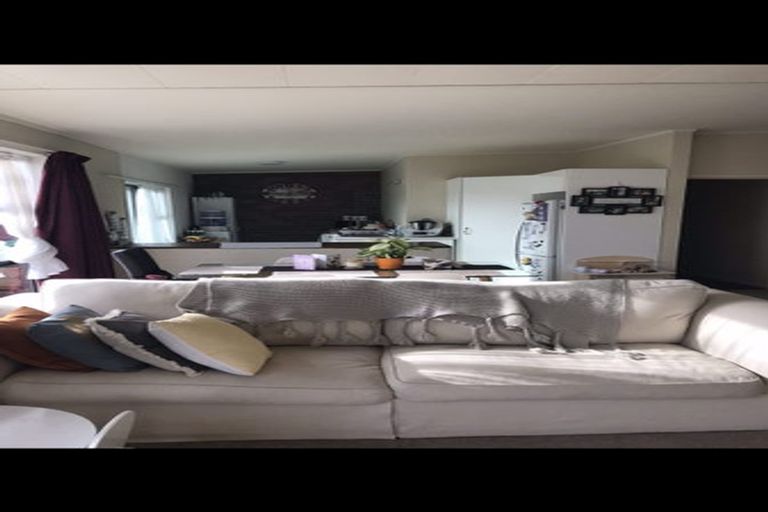 Photo of property in 16 Ropiha Street, Fitzroy, New Plymouth, 4312