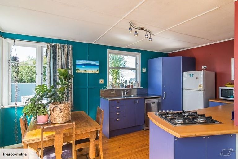 Photo of property in 35 Margaret Road, Raumati Beach, Paraparaumu, 5032