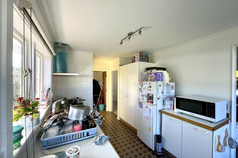 Photo of property in 93 Avondale Road, Avondale, Auckland, 1026