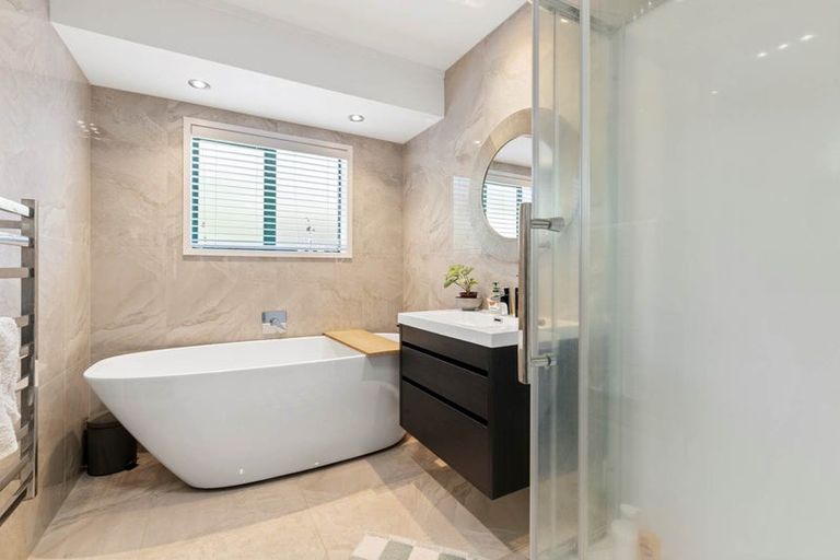 Photo of property in 14 Mission View Drive, Northpark, Auckland, 2013