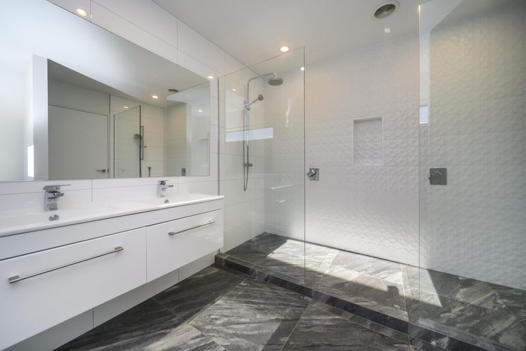 Photo of property in 26 Hanmer Place, Highbury, Palmerston North, 4412