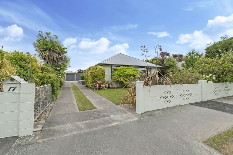 Photo of property in 17 Mooray Avenue, Bishopdale, Christchurch, 8053