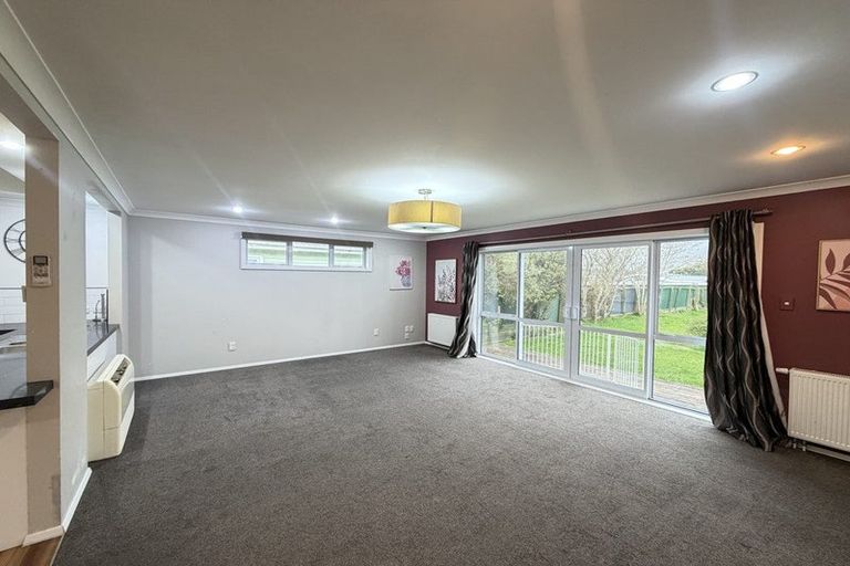 Photo of property in 64 Wellington Road, Wainuiomata, Lower Hutt, 5014