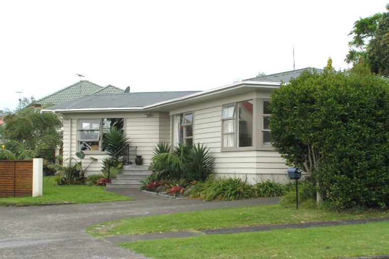 Photo of property in 1/18 Francis Street, Hauraki, Auckland, 0622