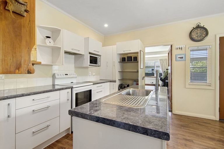 Photo of property in 88 Lord Rutherford Road North, Brightwater, 7022