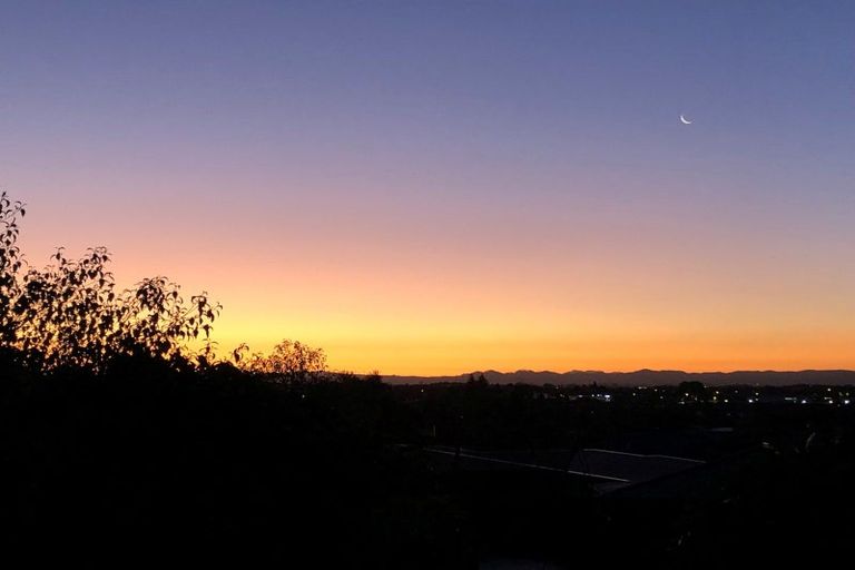 Photo of property in 42 Heathfield Avenue, Huntington, Hamilton, 3210