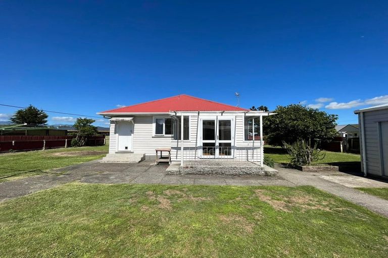 Photo of property in 122 Tiro Tiro Road, Levin, 5510