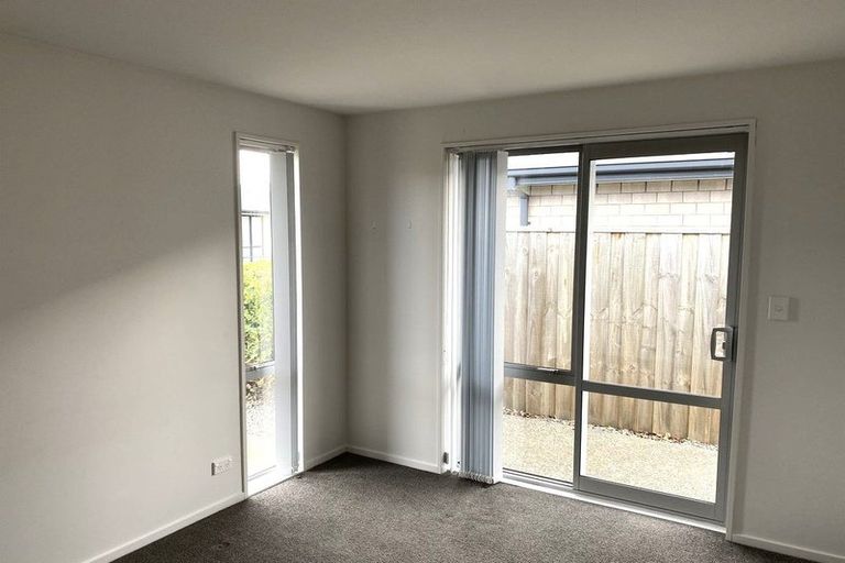 Photo of property in 36 Whakatipu Street, Pegasus, 7612