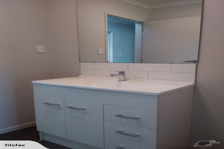 Photo of property in 115 Nixon Road, Taupaki, Henderson, 0782