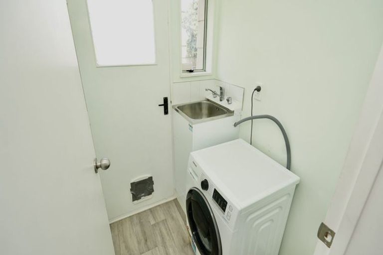 Photo of property in 34 Acacia Street, Kelvin Grove, Palmerston North, 4414