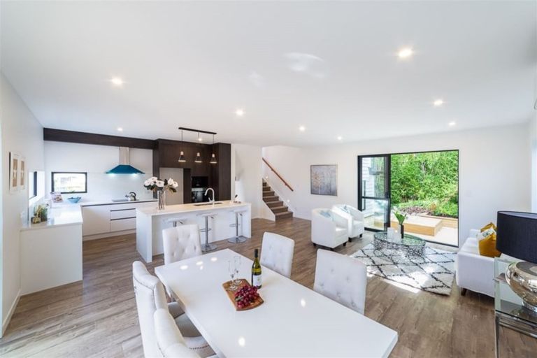 Photo of property in 35a Vina Place, Massey, Auckland, 0614