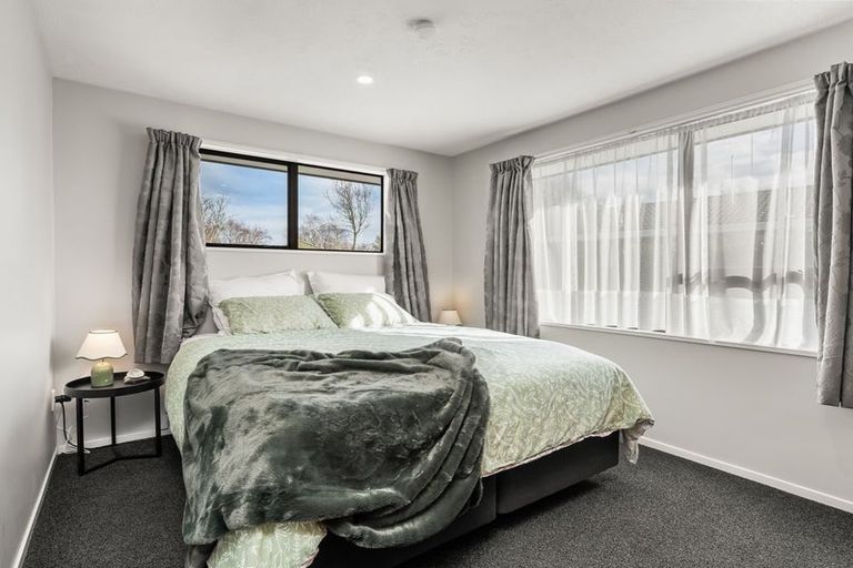 Photo of property in 83 Arcon Drive, Broomfield, Christchurch, 8042