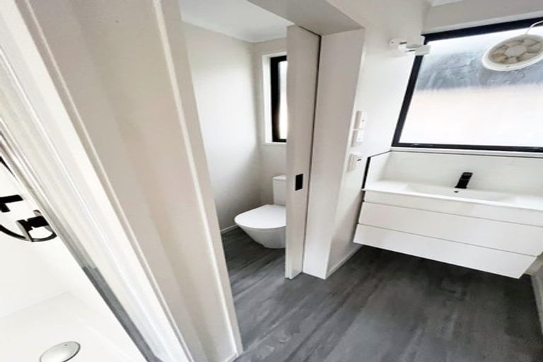 Photo of property in 56a Doon Street, Mosgiel, 9024