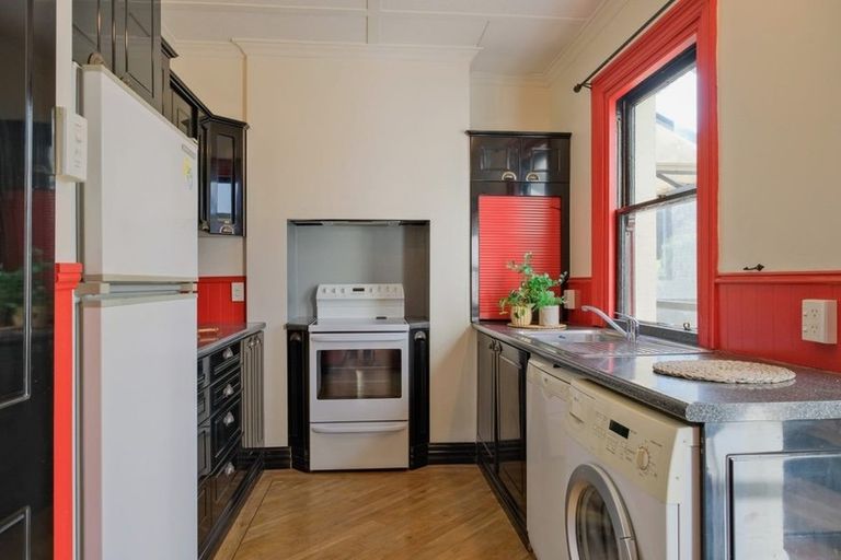 Photo of property in 2 Macnee Street, Mornington, Dunedin, 9011