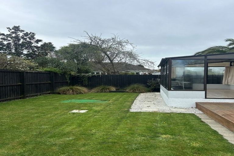 Photo of property in 4 Karo Place, Ilam, Christchurch, 8041