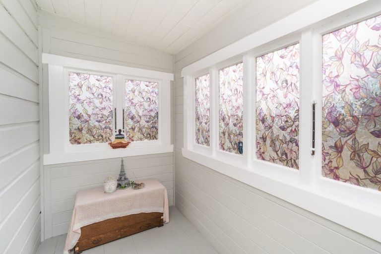 Photo of property in 13 Karaka Street, Tokomaru, Palmerston North, 4474