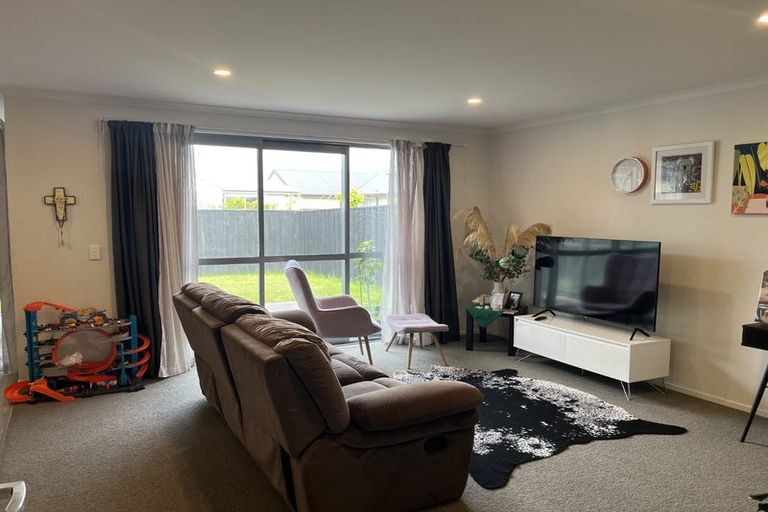 Photo of property in 8 George West Square West, Wigram, Christchurch, 8025