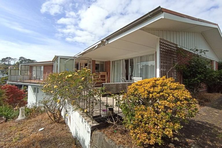 Photo of property in 5 Elizabeth Place, Mairangi Bay, Auckland, 0630