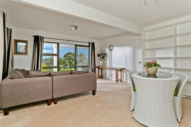 Photo of property in 32 Hobson Road, Lucas Heights, Auckland, 0632