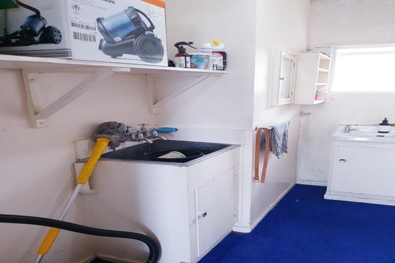 Photo of property in 4a Grove Road, Addington, Christchurch, 8024