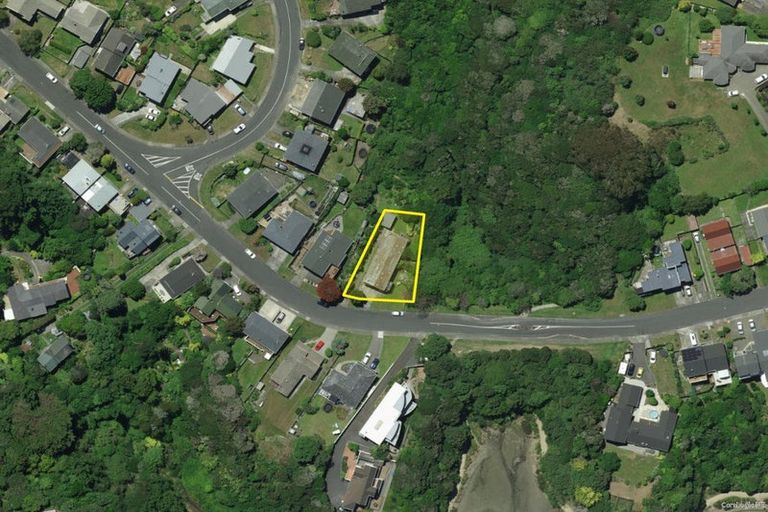 Photo of property in 27a Penryn Drive, Camborne, Porirua, 5026