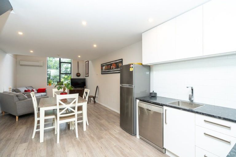 Photo of property in 104/1 Village Quarter Lane, Frankton, Hamilton, 3204