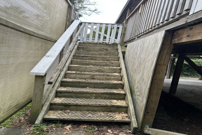 Photo of property in 188 Lake Road, Northcote, Auckland, 0627