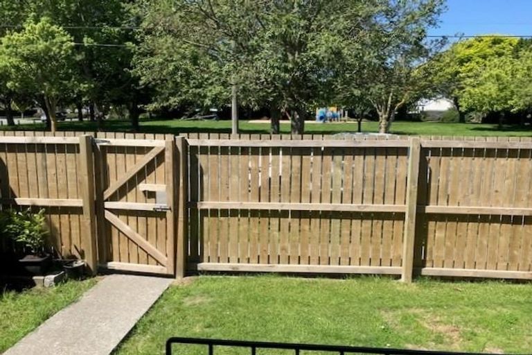 Photo of property in 25 Nursery Road, Phillipstown, Christchurch, 8011