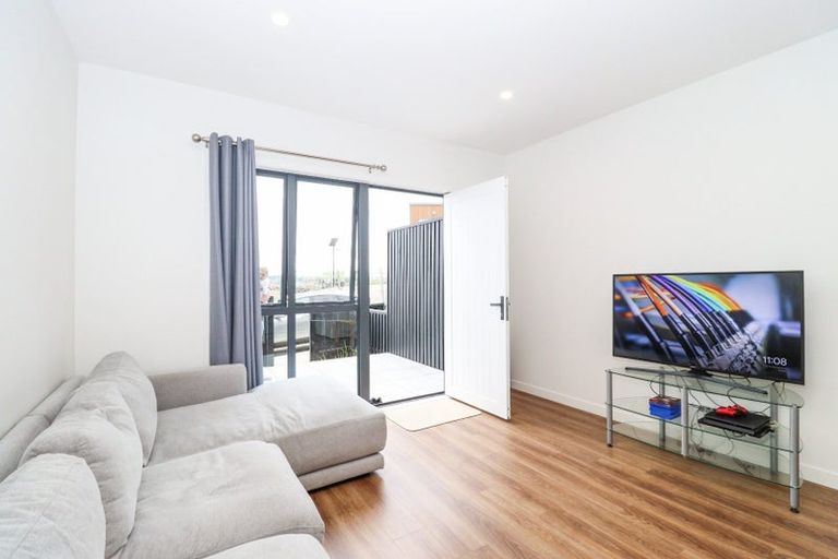 Photo of property in 20 Salvia Lane, Totara Park, Auckland, 2019