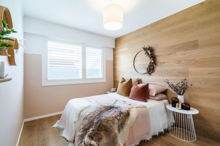 Photo of property in 1/246 Lake Road, Hauraki, Auckland, 0622