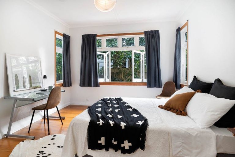 Photo of property in 35 Jordan Terrace, Lansdowne, Masterton, 5810